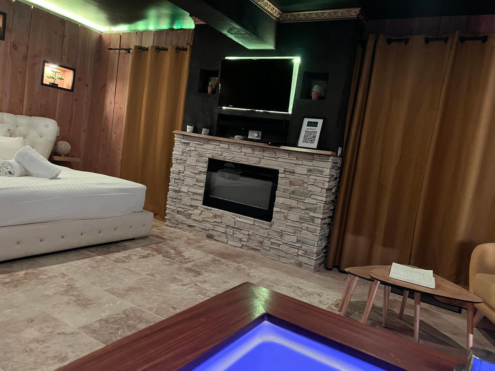 Le Lodge Des Charmes 5 Etoiles Leves Екстер'єр фото