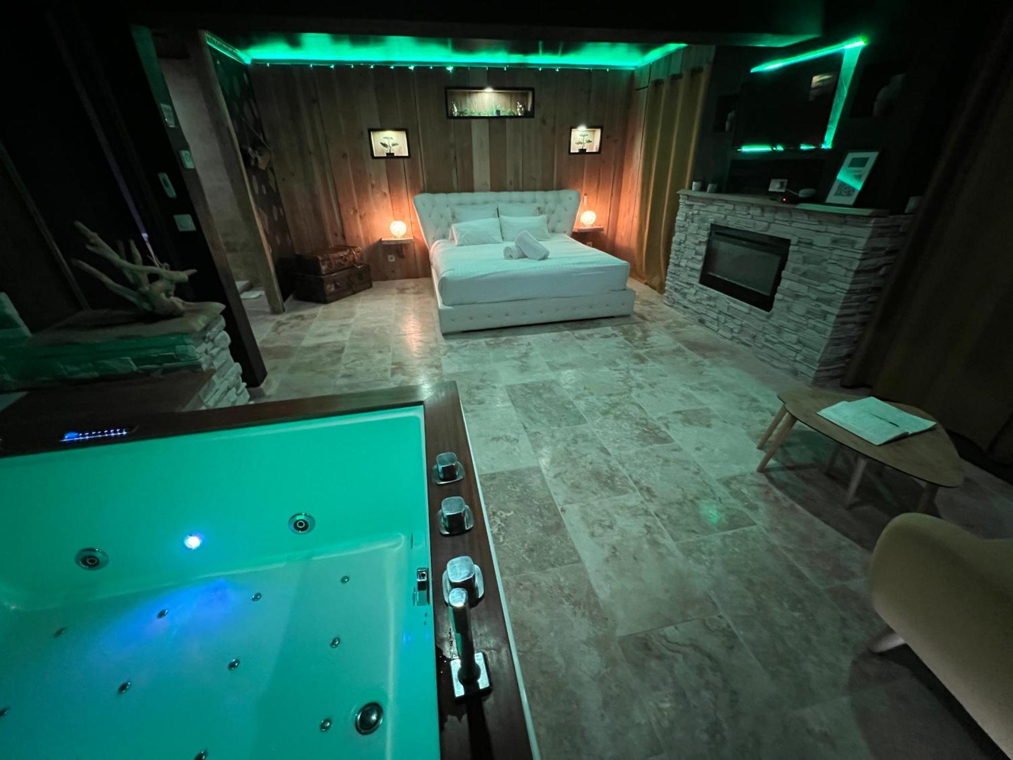 Le Lodge Des Charmes 5 Etoiles Leves Екстер'єр фото