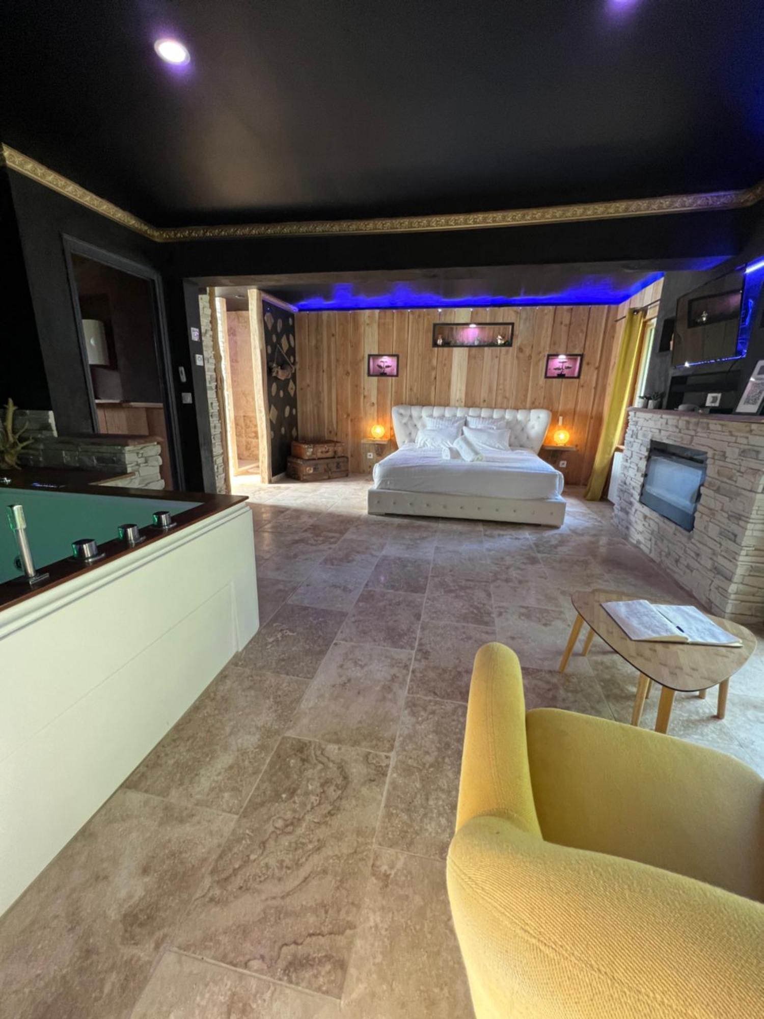 Le Lodge Des Charmes 5 Etoiles Leves Екстер'єр фото