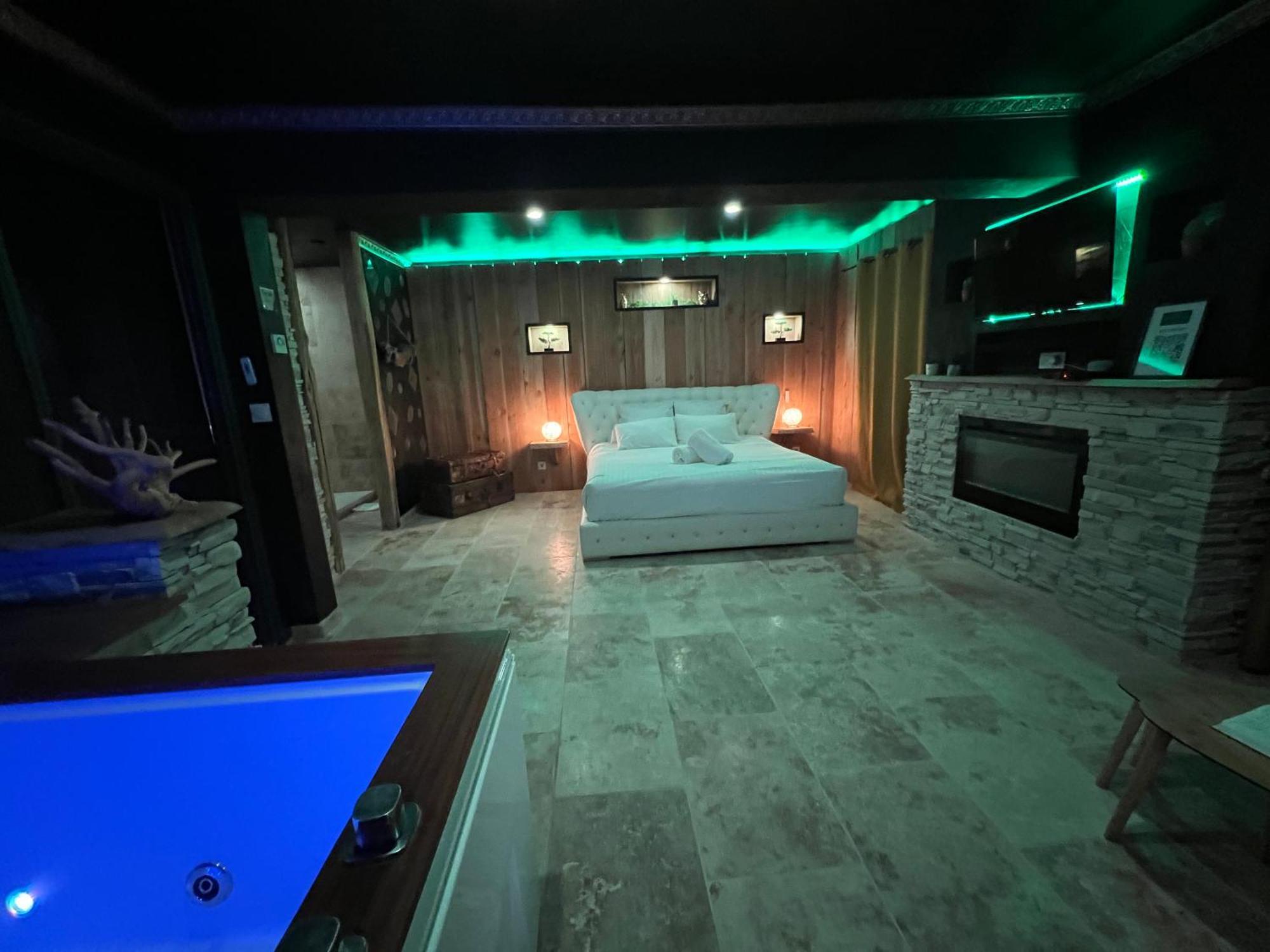Le Lodge Des Charmes 5 Etoiles Leves Екстер'єр фото