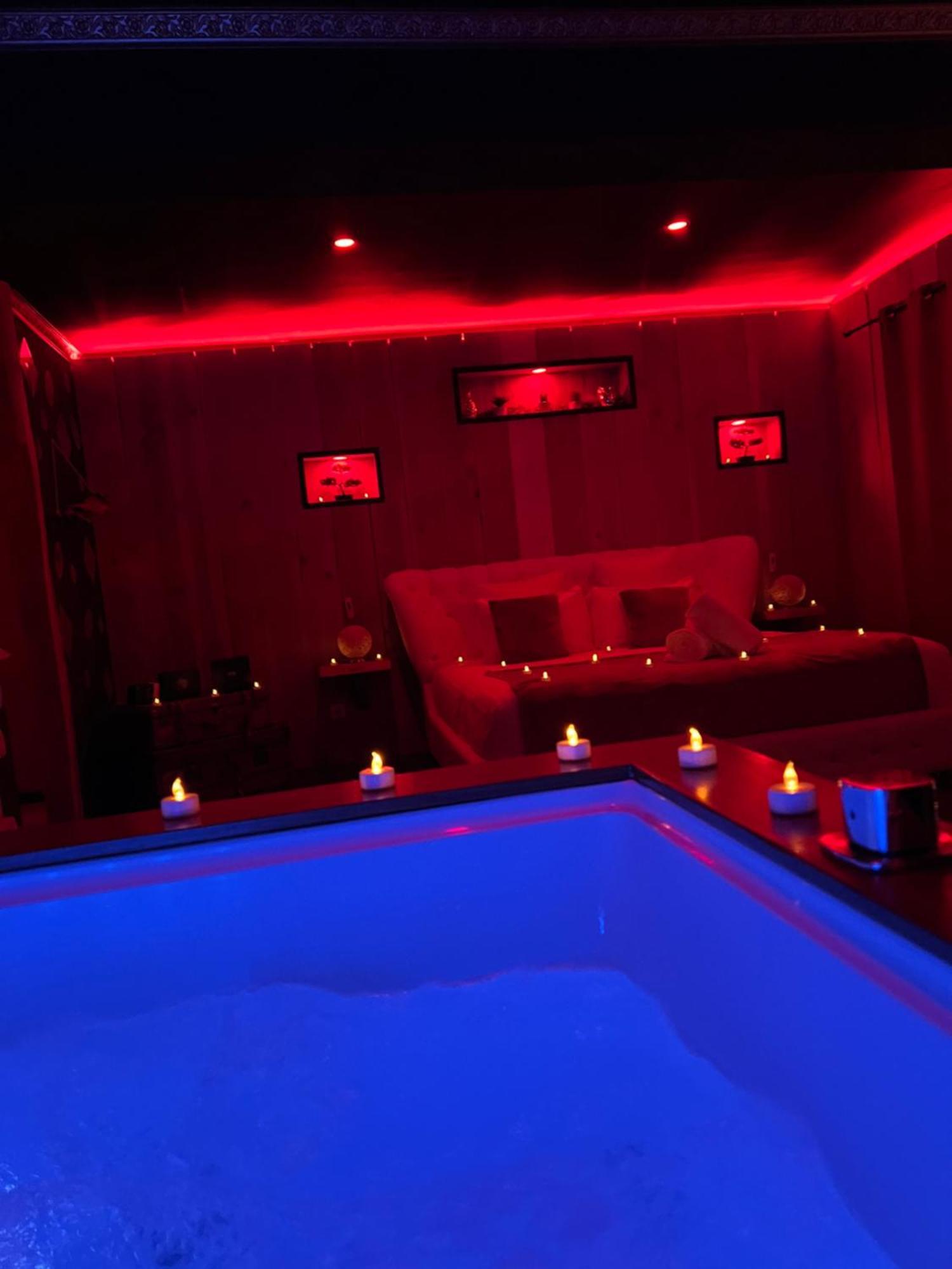 Le Lodge Des Charmes 5 Etoiles Leves Екстер'єр фото