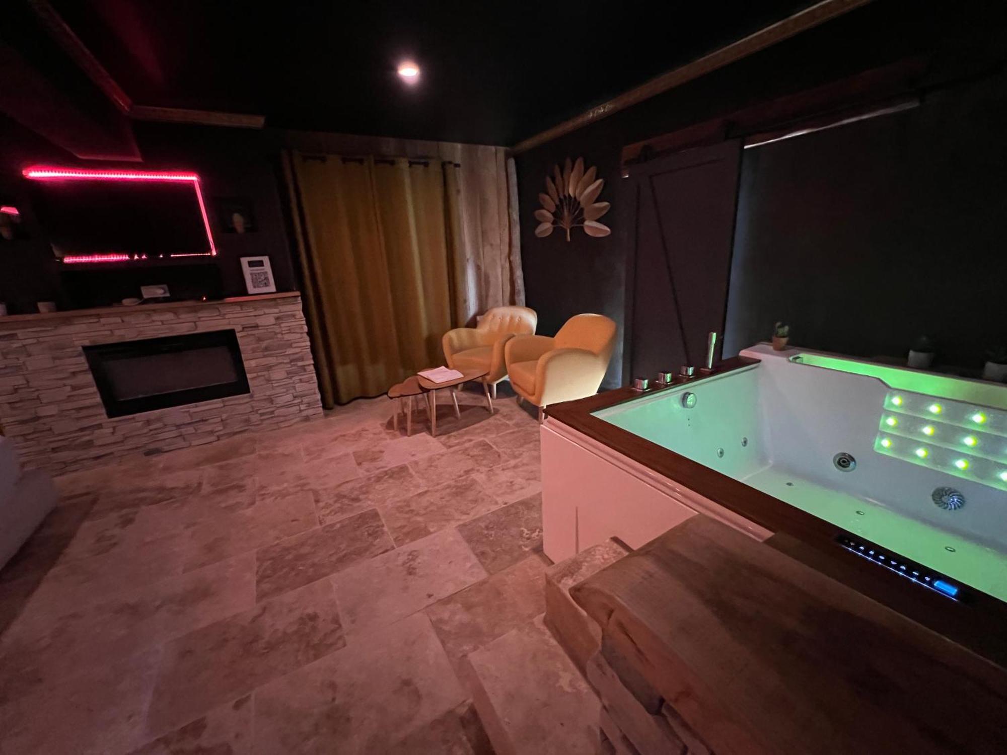 Le Lodge Des Charmes 5 Etoiles Leves Екстер'єр фото