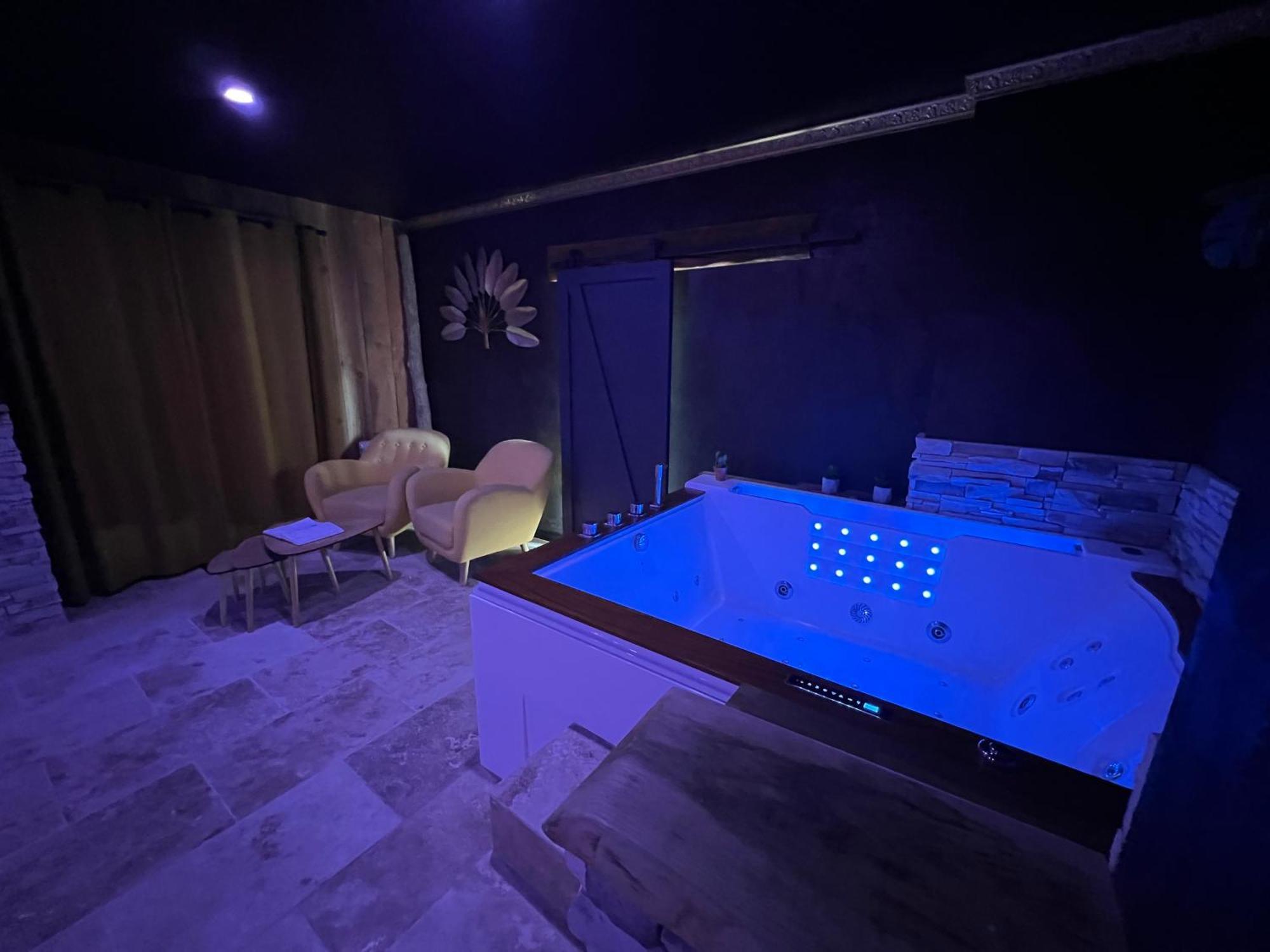 Le Lodge Des Charmes 5 Etoiles Leves Екстер'єр фото