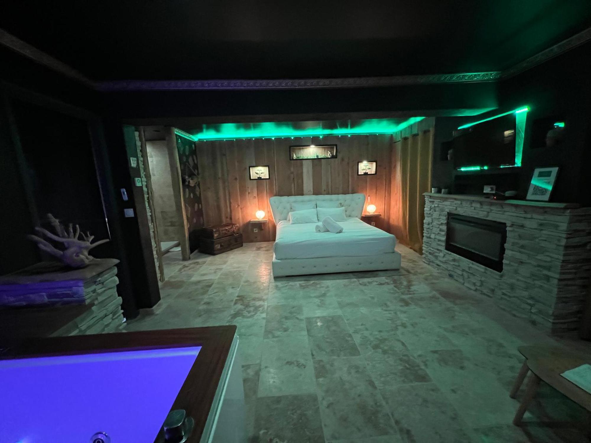 Le Lodge Des Charmes 5 Etoiles Leves Екстер'єр фото
