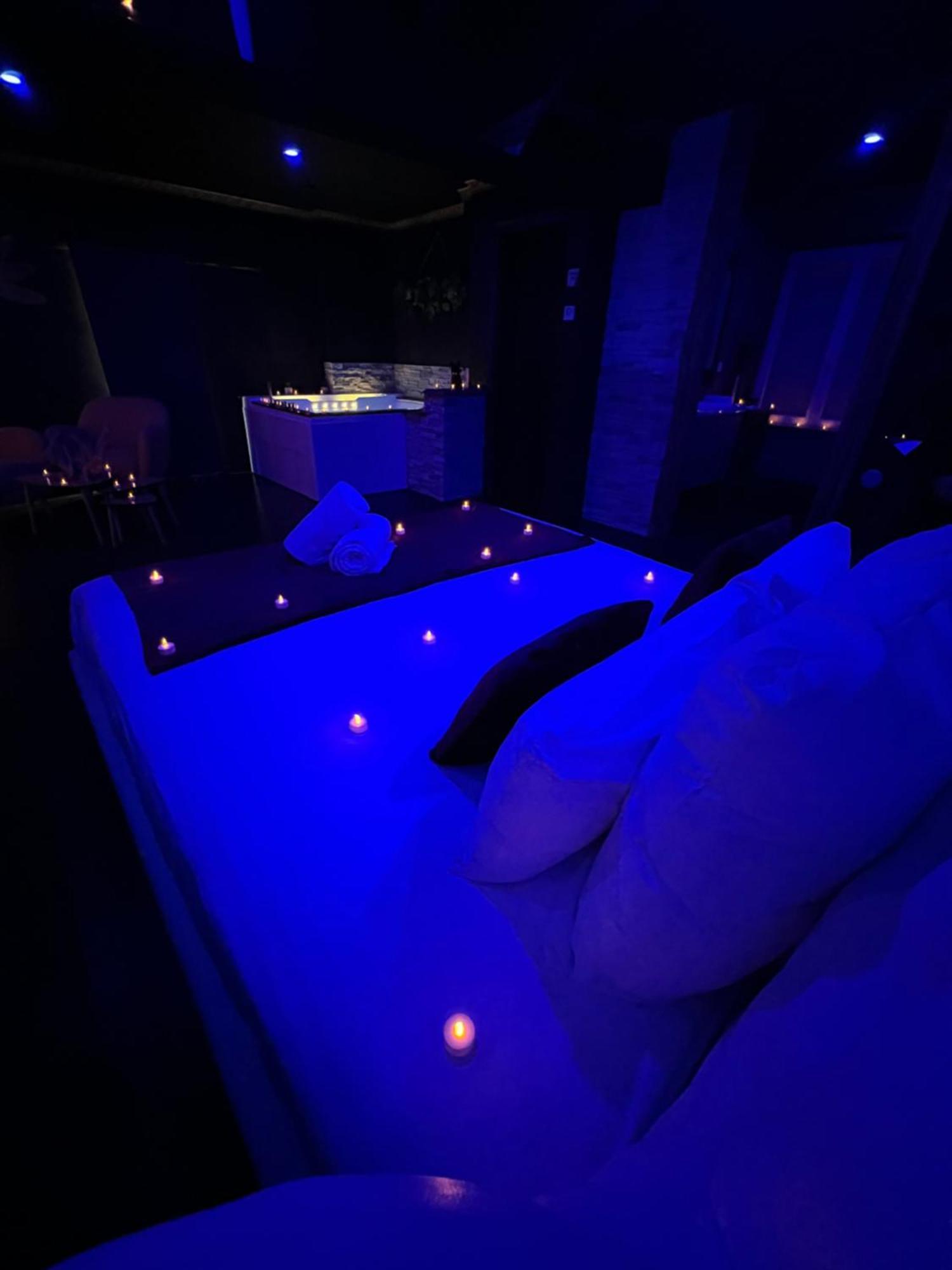 Le Lodge Des Charmes 5 Etoiles Leves Екстер'єр фото